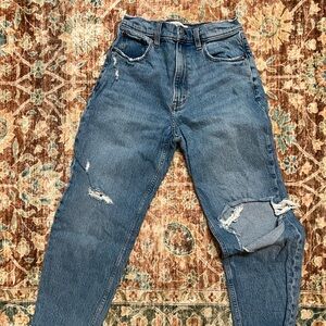 Abercrombie the 80’s Mom High Rise Jeans